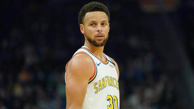 1632626013403081421.jpg stephen-curry.jpg